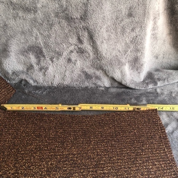 JOSEPH A Metallic Bronze Short Sleeve ribbed sweater Blouse
#w1027 - Picture 7 of 8